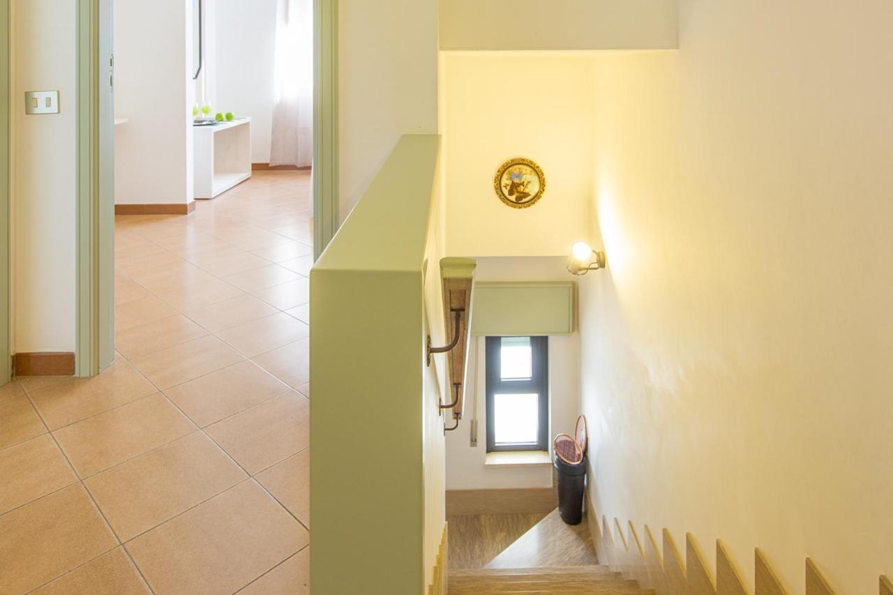 Villa La Terrazza Di Marco à Torre Santa Sabina Extérieur photo